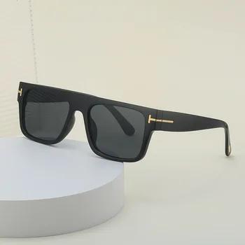 2023 Splitter Design Classic Solbriller Tom Menn Kvinner Kjøring Firkantet Ramme Mote solbriller Mannlige Goggle Gafas De Sol UV400